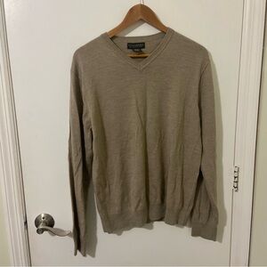 Banana Republic Men's Tan Camel Wool Long Sleeve V-Neck Sweater